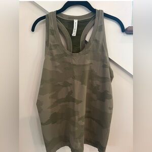 Athleta Momentum Camo Tank